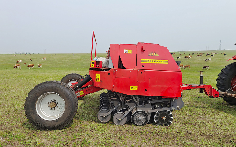 標題：9BMC-19型草原免耕播種機
瀏覽次數(shù)：199
發(fā)表時間：2023-12-12