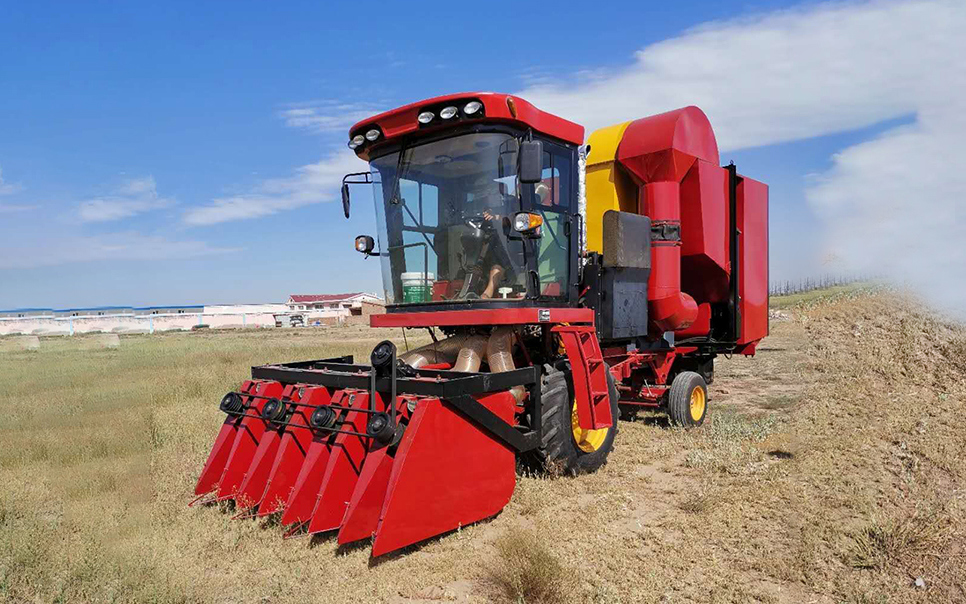 標題：9ZZ-2.4型豆科牧草種子收獲機
瀏覽次數(shù)：166
發(fā)表時間：2023-12-12