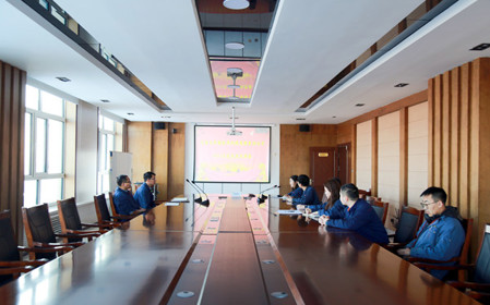 標題：華德牧草公司召開2024年黨建工作述職評議會
瀏覽次數(shù)：960
發(fā)表時間：2025-01-23